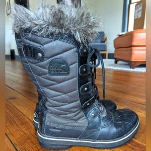 Sorel WM 8 Tofino II Faux Fur Line Boot